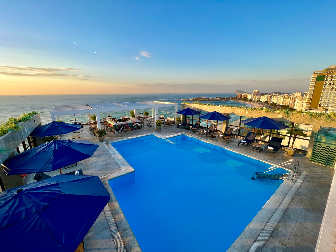 view_pestana_rio_atlântica_piscina