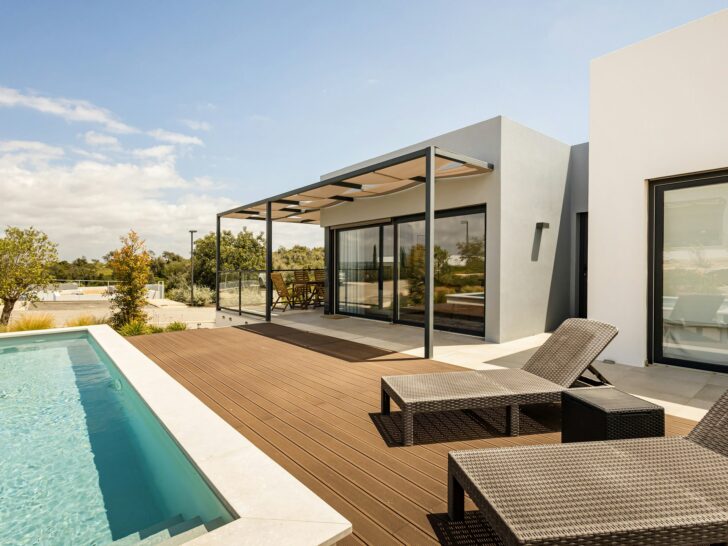 O exterior do Pestana Valley com piscina